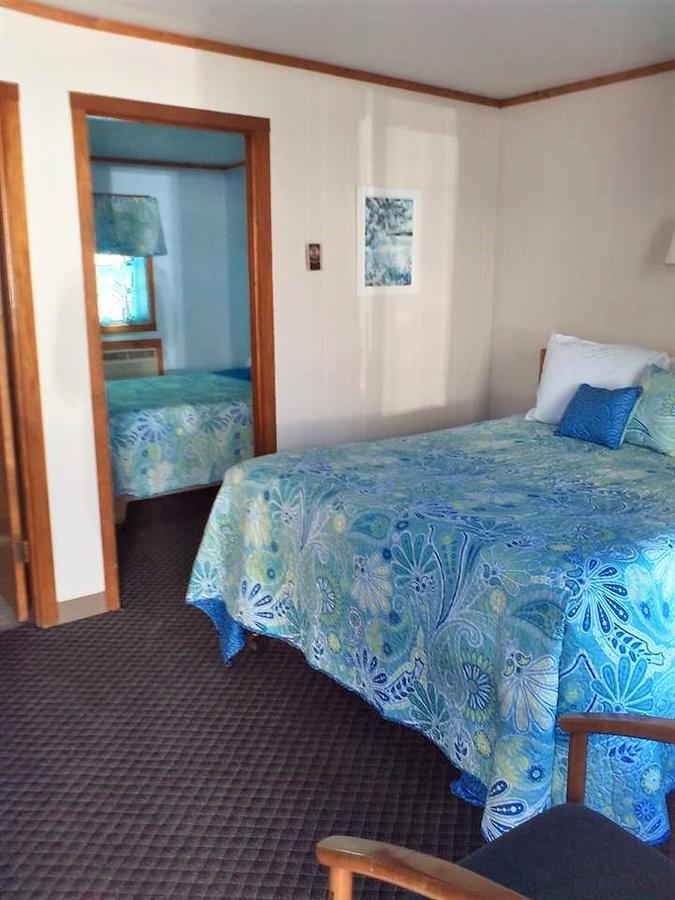 The Monarch Motel Cheboygan Ngoại thất bức ảnh